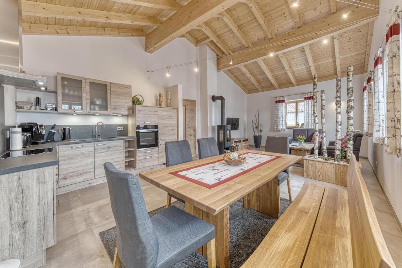 Und Ferienchalets Zum Lebzelter Chalet